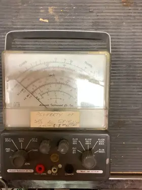 Accurate V7vm Vintage Instrument Co. Model 152 Tester