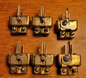 131-M APM CORP Tube Tester Power Plugs Mil