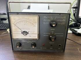 VT-20 COMMERICAL TRADES INSTITUTE Voltmeter Vtvm Seems