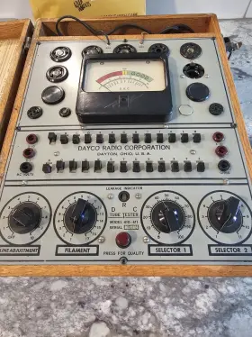 Dayco 410-411 Vintage Model Tube Tester Top
