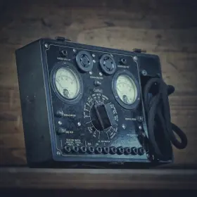 W12586 DAYRAD Steam Radio Antique Tube Tester