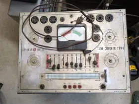 Ge Ytw-1 Vintage General Electric Vacuum Tube Tester For Parts / Restoration