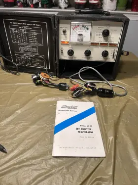 Hickok Cr25 Crt Tv Tube Analyzer Rejuvenator In Case And Manual
