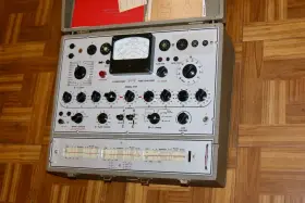 3444 MILITARY High End Triplett Tube Tester