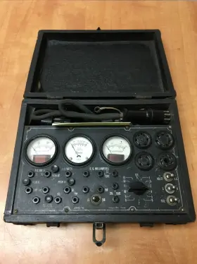 710-A READRITE Tube Tester Antique Vacuum Repair