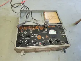 1-177-B TRIPLETT Instr Tube Tester #2