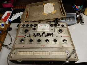 3423 TRIPLETT Vacuum Tube Tester Love
