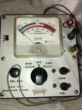 690-A TRIPLETT Transistor Tester