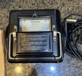 Winslow 5g200 Vintage Megometer Model Crank Ohmmeter With Case And Documentation