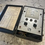 Vintage B&k Model 400 Crt Tester , Rejuvenator. Non Tested. Fixed Price $17.20.